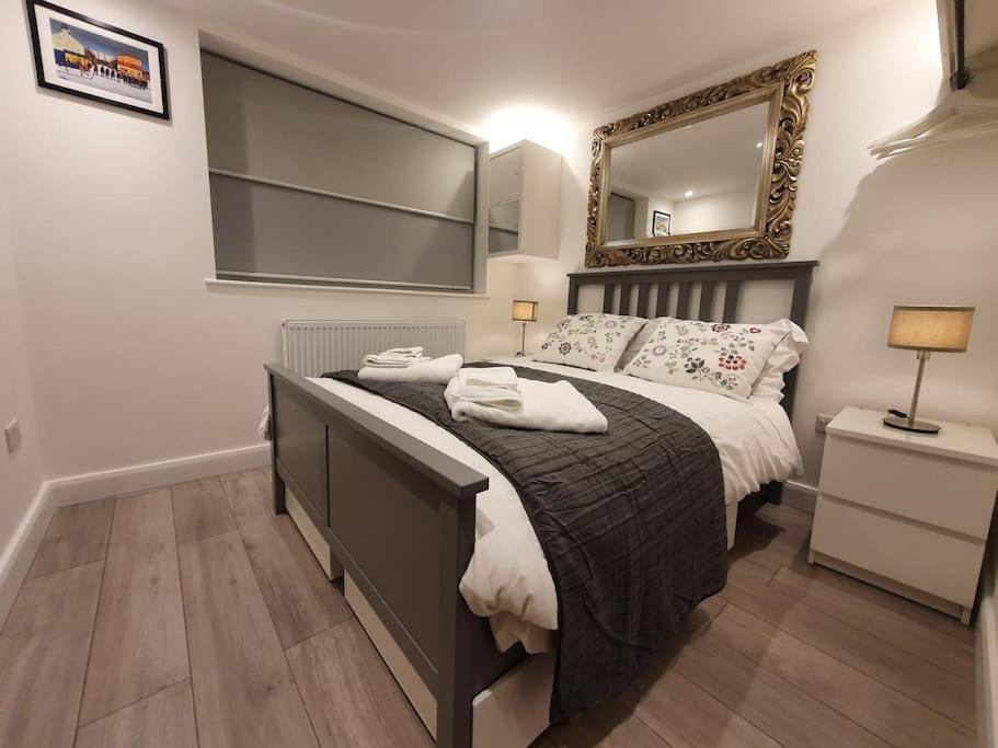 Luton Town Centre Executive Apartment Eksteriør billede