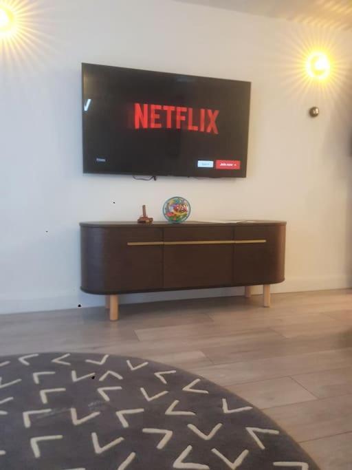 Luton Town Centre Executive Apartment Eksteriør billede